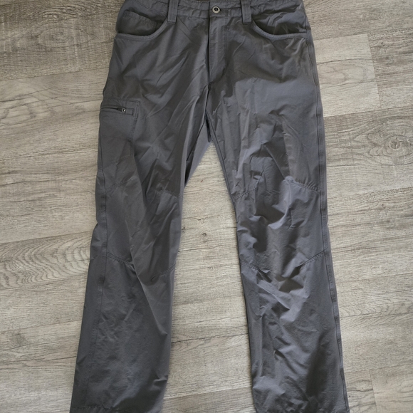 Patagonia Men's Charcoal Gray Cargo Pants